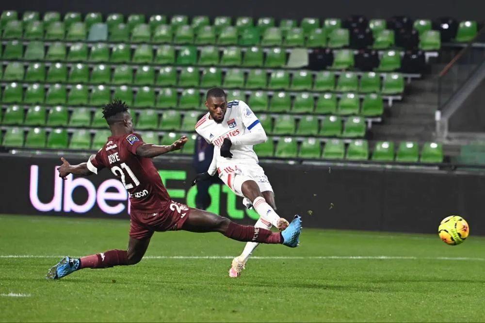  梅斯防守反击战术奏效，法甲弱旅逼平联赛前列